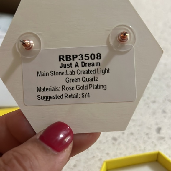 Just a Dream-Bomb Party earrings - Picture 2 of 2